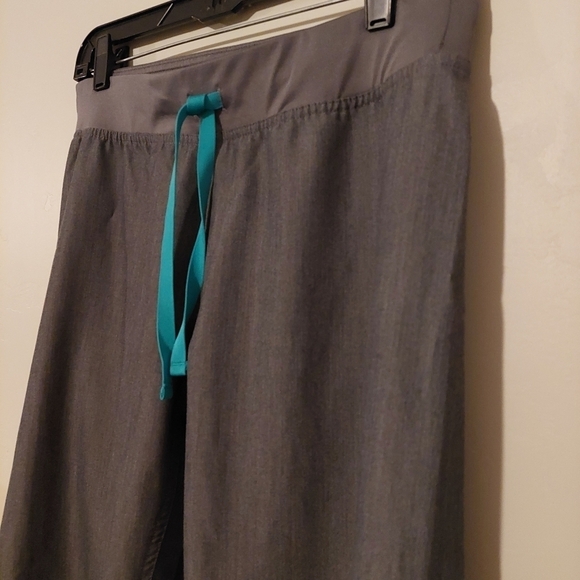 Figs Gray Scrub Pants S Medical Field Nursing Wear Comfort - Picture 8 of 9